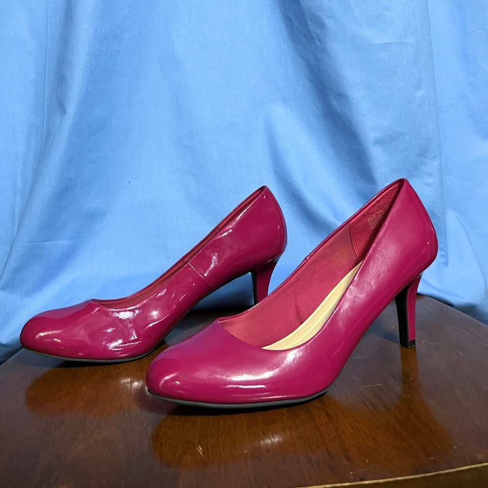 Comfort Plus Size 11 Women’s Berry Heel